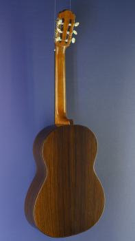 Preview: Eugenio Riba Classical Guitar cedar mongoy, short scale 64 cm, year 2023, Luthier Guitar, back view