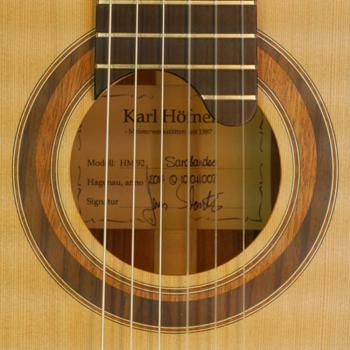 Preview: Karl Höfner Sarabande Konzergitarre aus der Meister-Serie, Zeder, Santos Palisander, Rosette, Schild