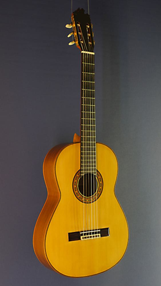 Antonio Ariza, Konzertgitarre Fichte, Nussbaum, spanische Meistergitarre