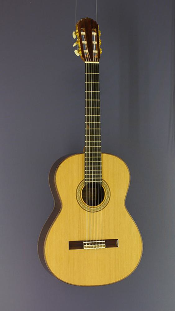 Antonio de Vega, Maestro cedar, all-solid Spanish guitar made of cedar and rosewood